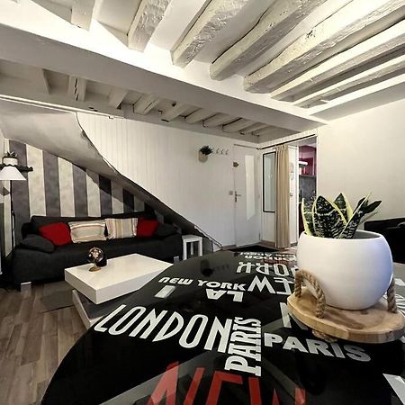 The Red And Black Retreat - Fontainebleau Center 외부 사진